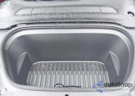 2025 Tesla Model Y Performance Dual Motor All-Wheel Drive из США, поврежденный, VIN 7SAYGDEFXSA367267